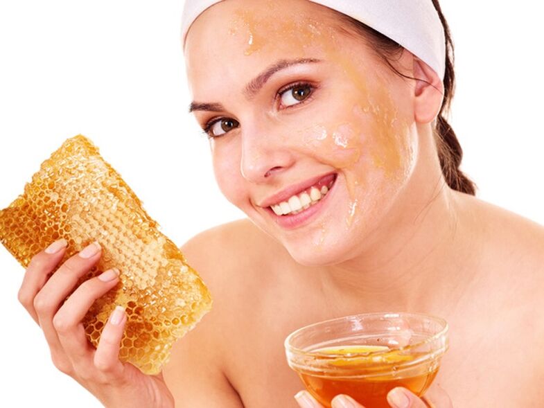 miele per una maschera rigenerante
