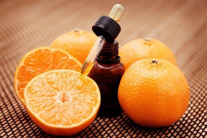 L'olio essenziale di arancia è un ottimo tonico per la pelle